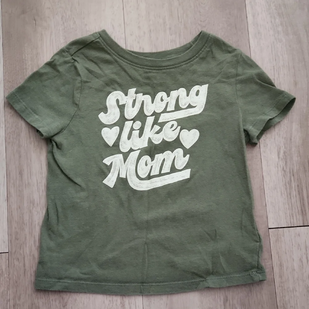 Old Navy Olive Green Kids Tee - Strong Like Mom